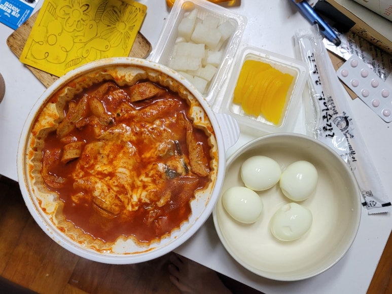 엽기떡볶이무 이미지