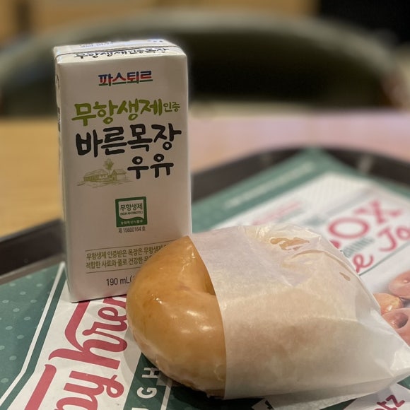 크리스피크림 도넛 왕십리역사점 이미지