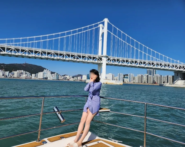 윤슬퍼블릭 이미지