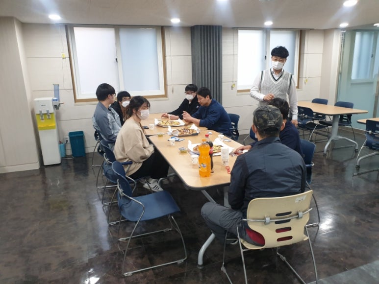피자셔틀 이미지