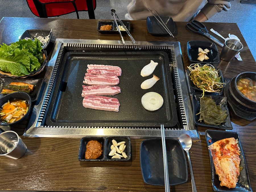 큰손김치삼겹살 이미지