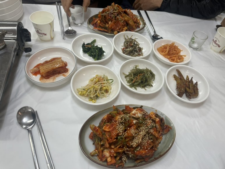 사계절식당 이미지