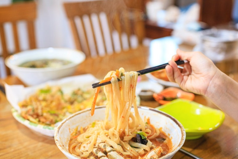 찐맛칼국수 이미지