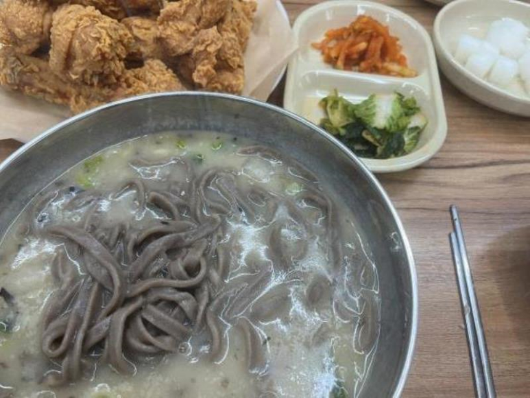 명가칼국수 이미지