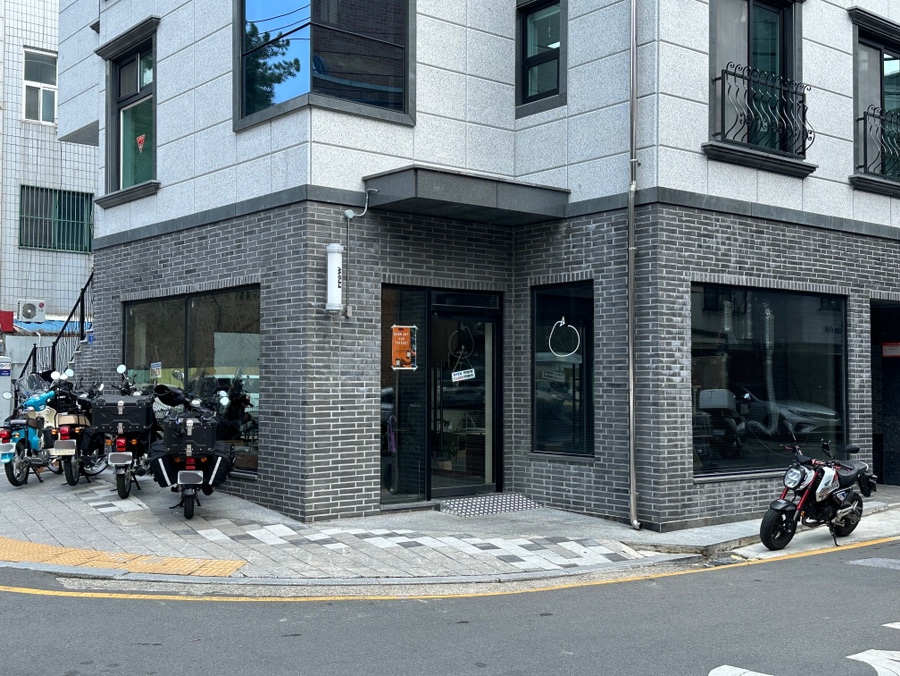 로우로우(llow rrow) 이미지