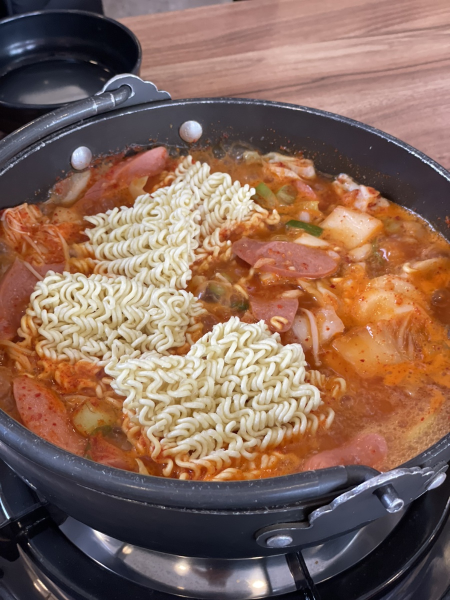 단양마늘부대찌개 이미지