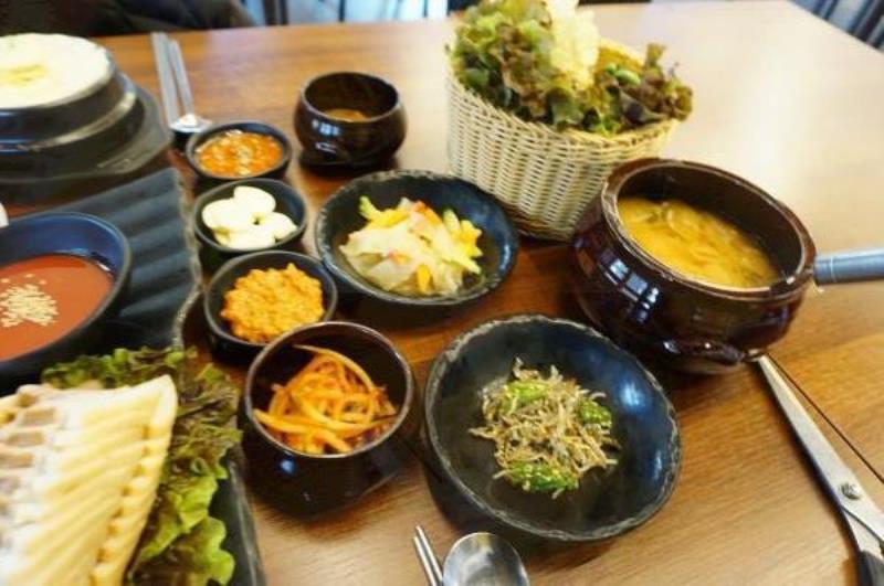 기와보쌈서 이미지