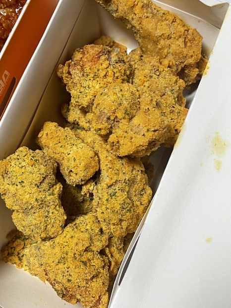 치킨플러스신부점 이미지