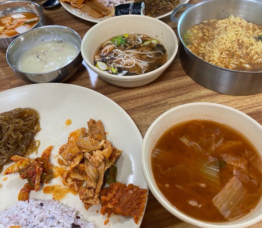 들밥한식뷔페 이미지