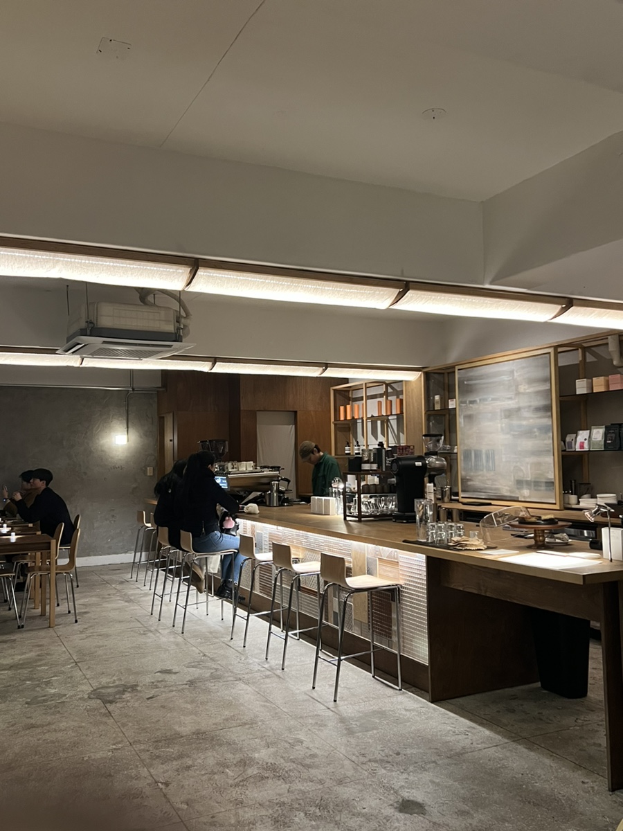 앤시넌(ENTSINNEN) 이미지