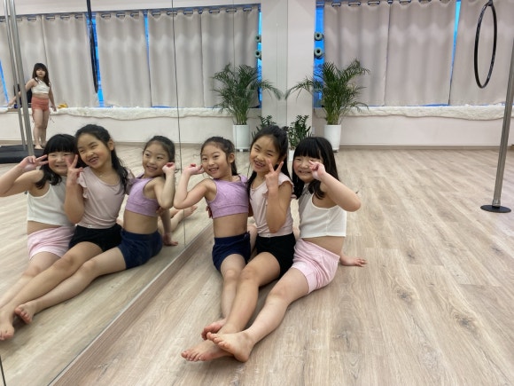 원더폴댄스학원 이미지