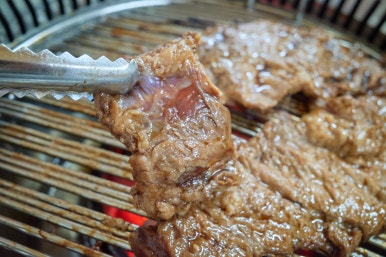３３돼지숯불갈비 이미지