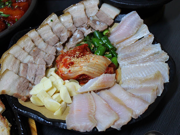 이천돌솥밥 이미지