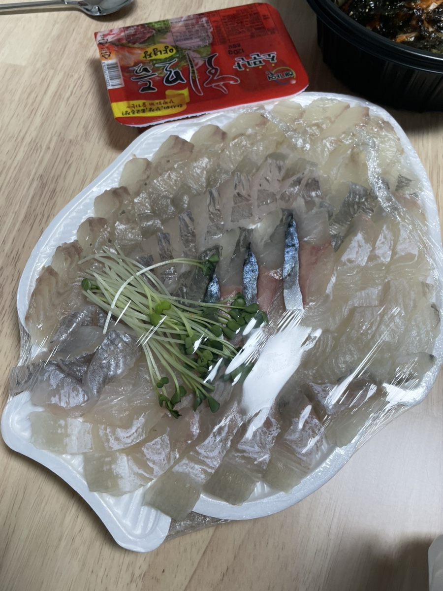 광어두마리 이미지
