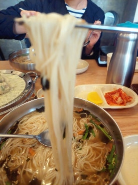 두산멸치국수 이미지
