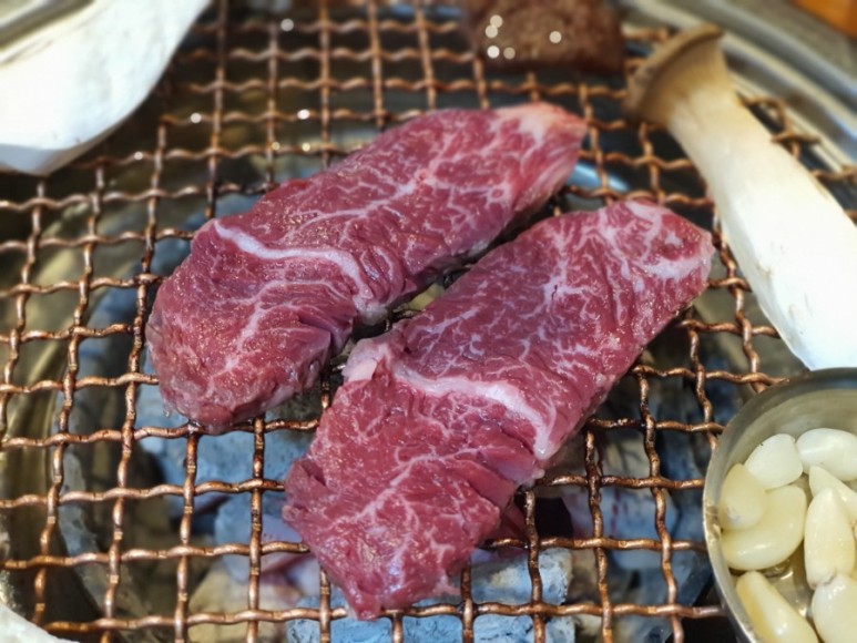 감나무집 식육식당 이미지