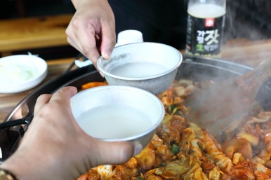 정성닭갈비 이미지