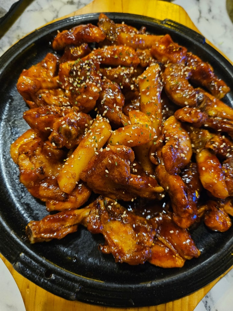 들녘숯불바베큐치킨 신대본점 사진 2