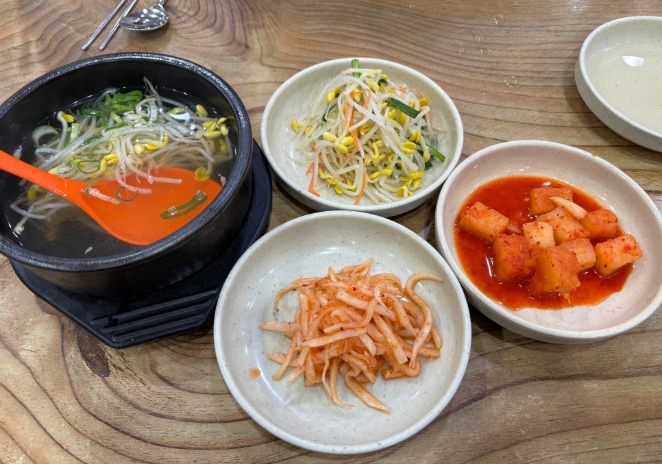 24시 전주명품 콩나물국밥 이미지