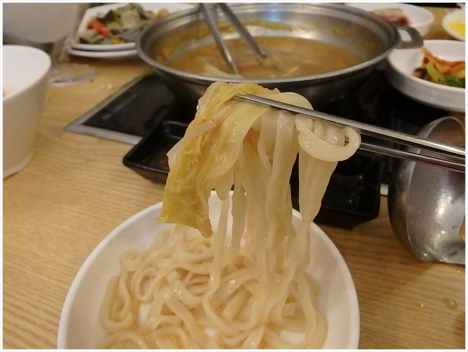 돌담족발 이미지