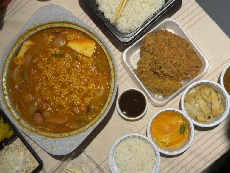 소담부대찌개 이미지