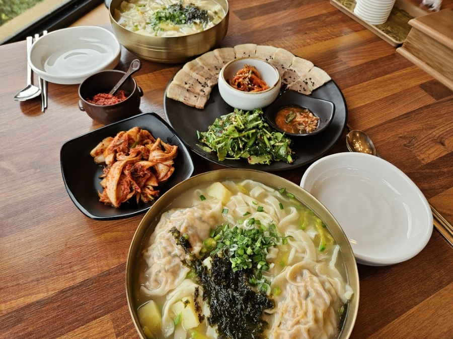 장인칼국수 이미지