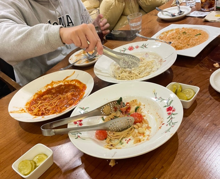 치즈숲화덕피자파스타 이미지
