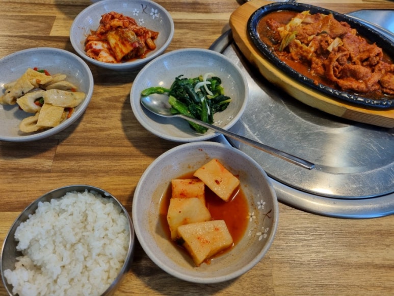토방생고기집 이미지
