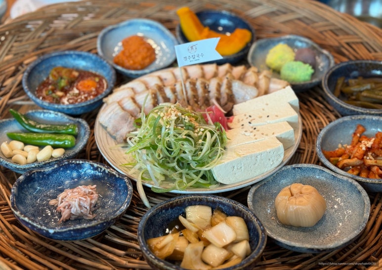 궁림손칼국수 이미지