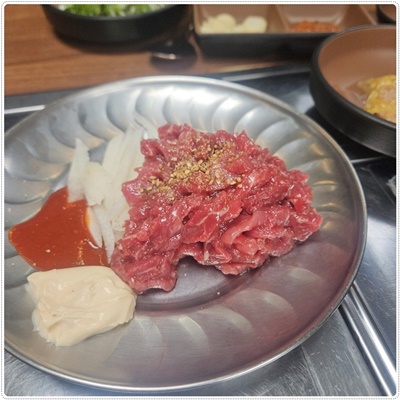 누렁소앤도새기 이미지