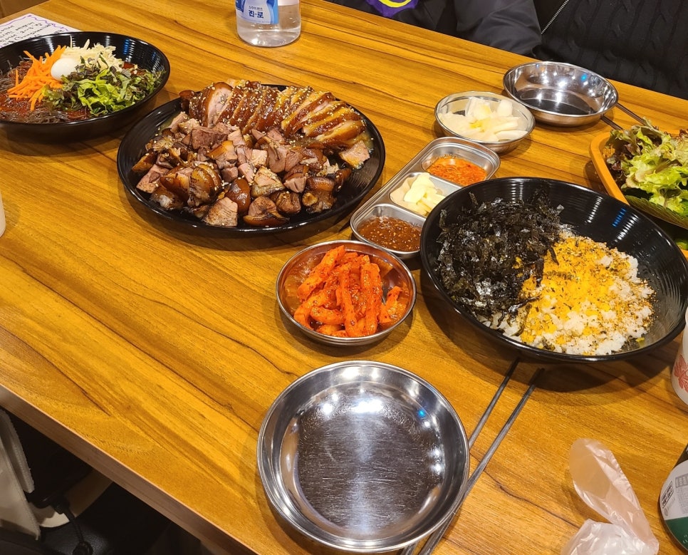 냠냠족발앤보쌈 이미지