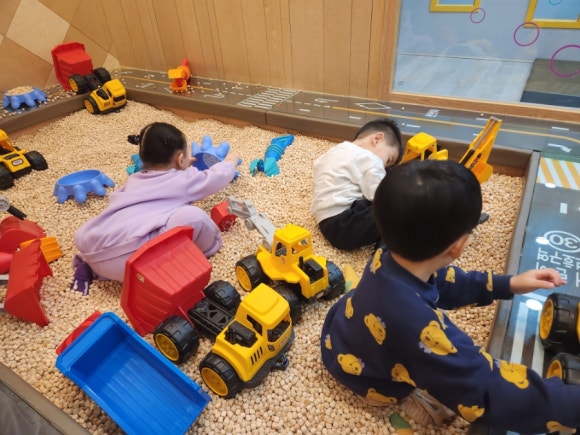 헬로방방뉴코아아울렛 이미지