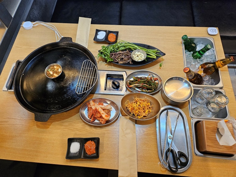 온유월 솥뚜껑삼겹살 본점 이미지