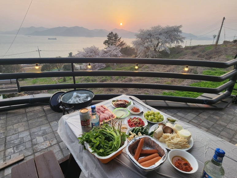 하늘빛바다 이미지