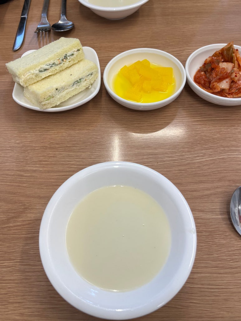 띠아뚜아돈가스 이미지