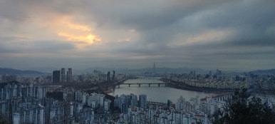멀리보이는 아차산과 불암산 이미지