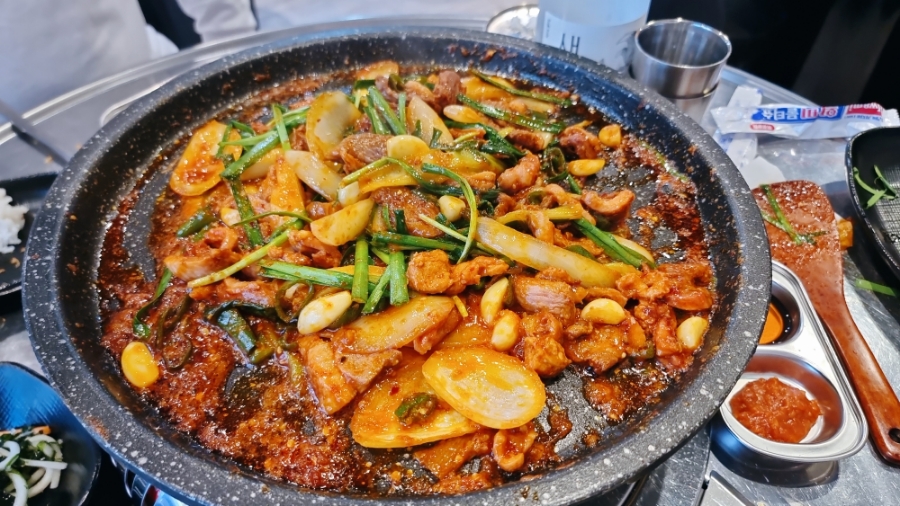 무쇠생오리 이미지