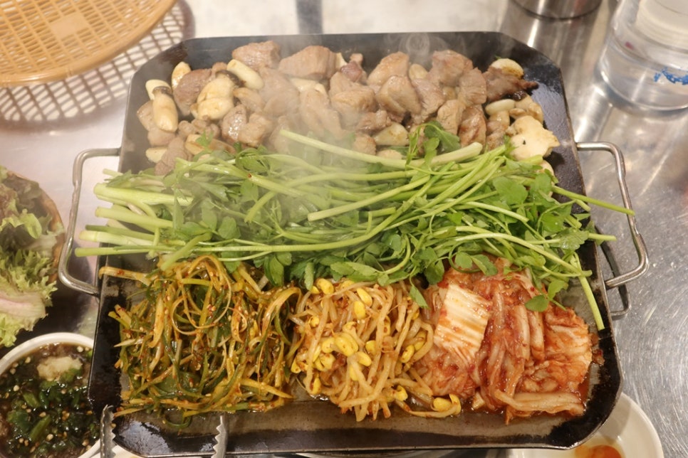 풍성한뒷고기 이미지