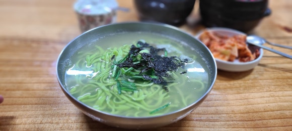 사철멸치국수나라 이미지