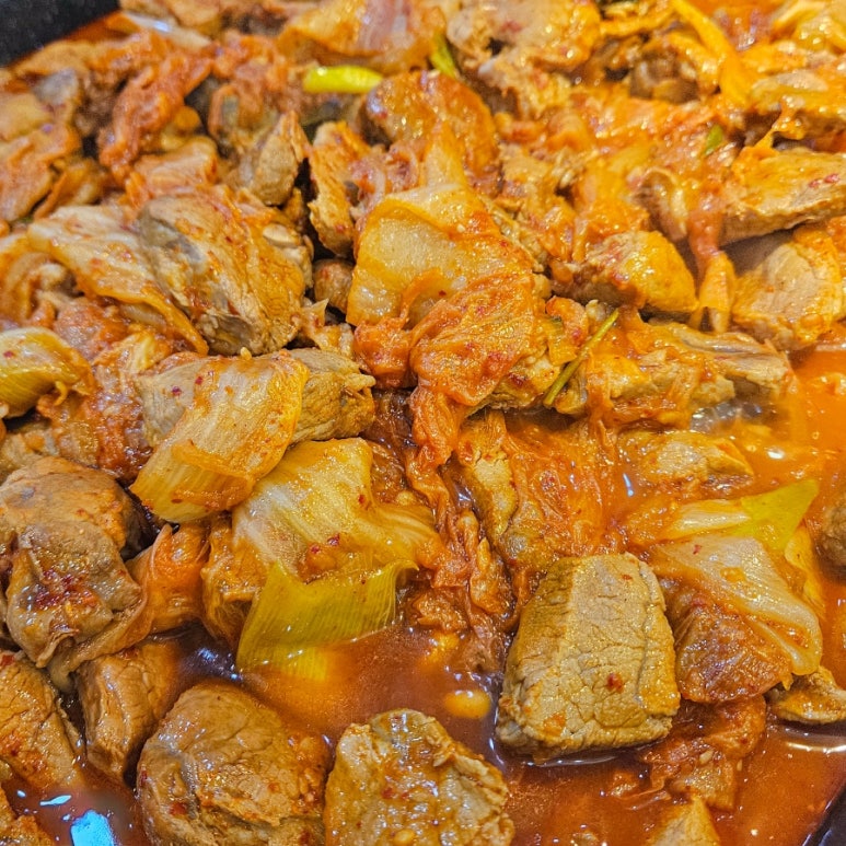 돈이랑김치랑 이미지