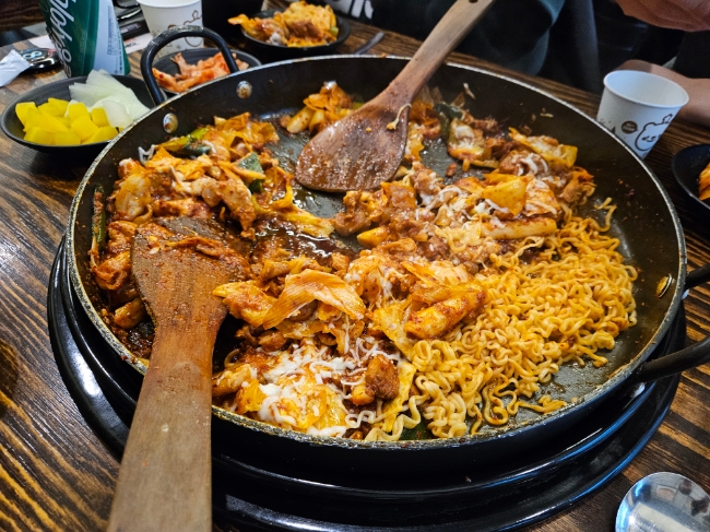 유가네닭갈비봉담 이미지