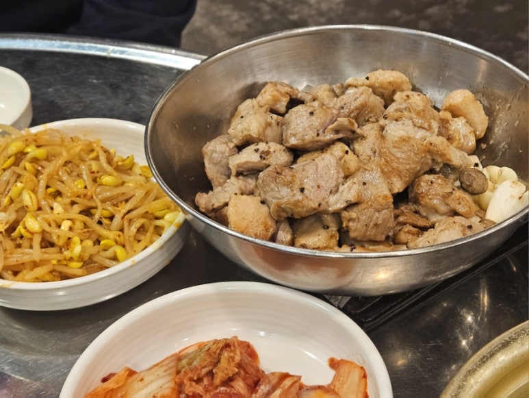 평화김해뒷고기상남점 이미지