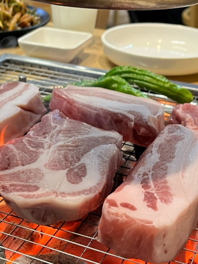 백년숯불정육식당 이미지
