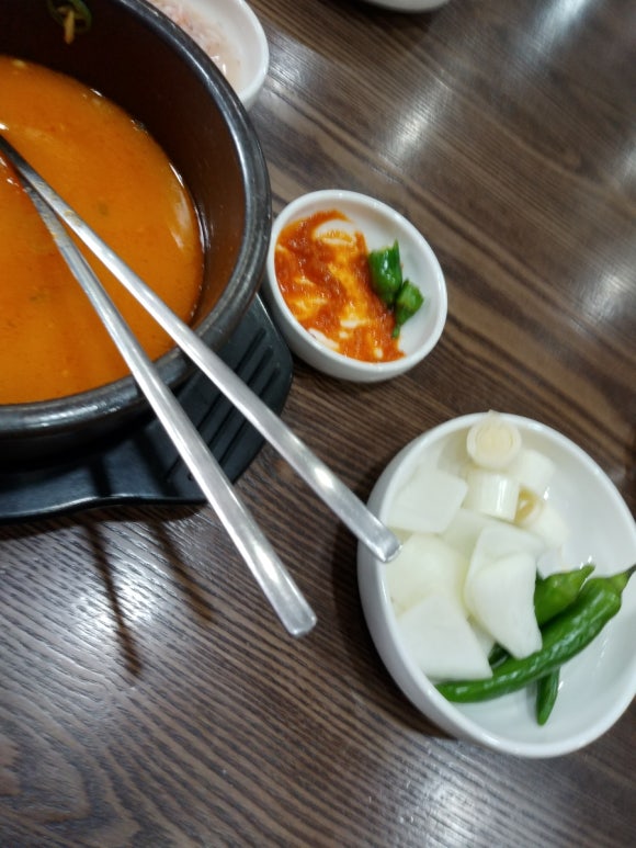 자모산 순대국 이미지