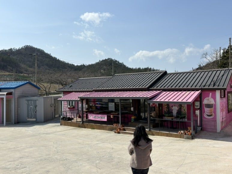 카페꽈배기어라 이미지