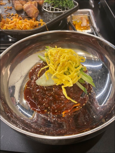 부뚜막한입고기 이미지