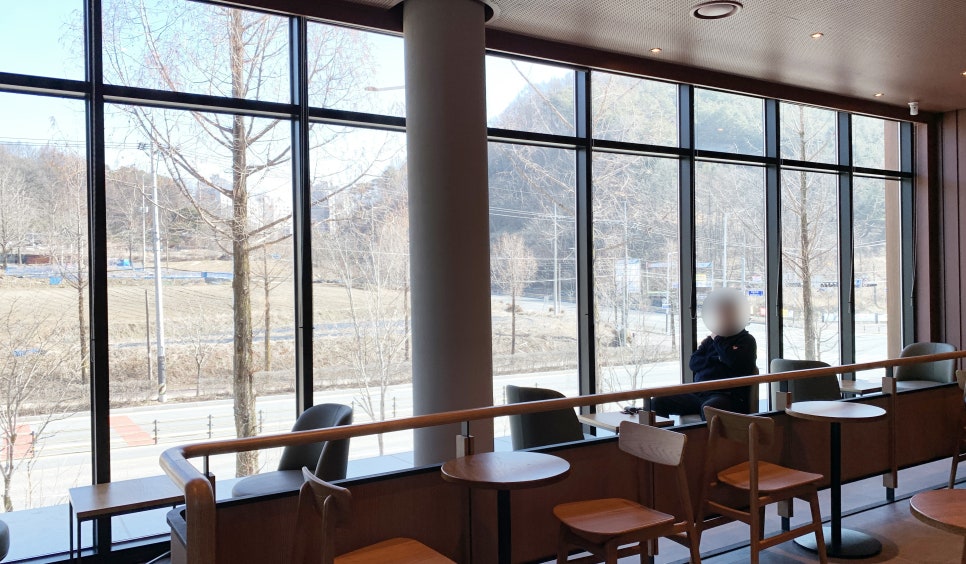 스타벅스 계룡대실DT점 이미지
