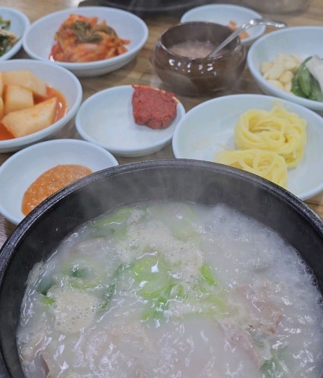 배가네 아바이 순대국밥 이미지