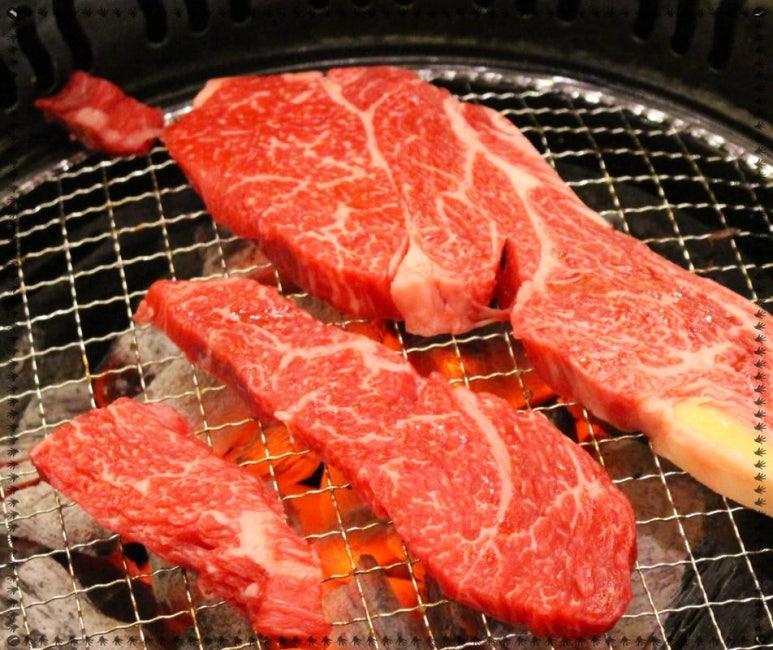 한우명가 정육식당 이미지