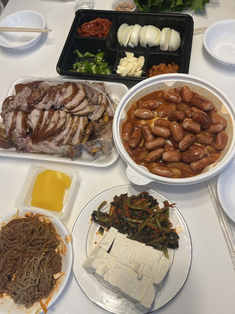 똘이네족발 이미지